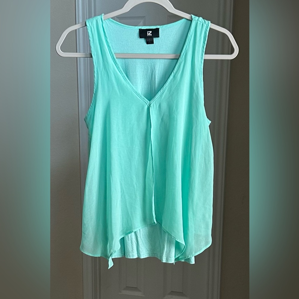 Iz Byer Sleeveless Top